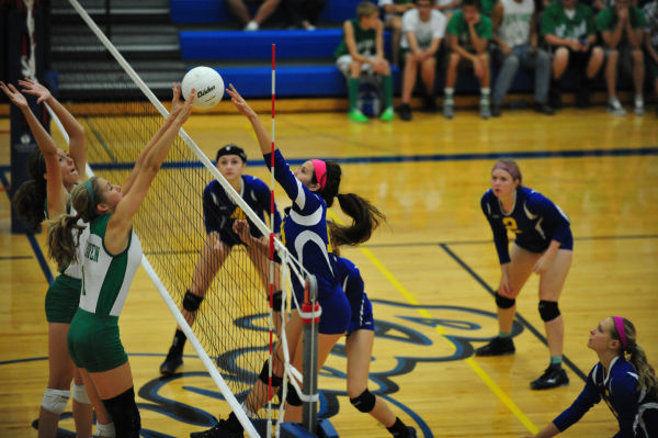 044HerTnyThuVB13.jpg