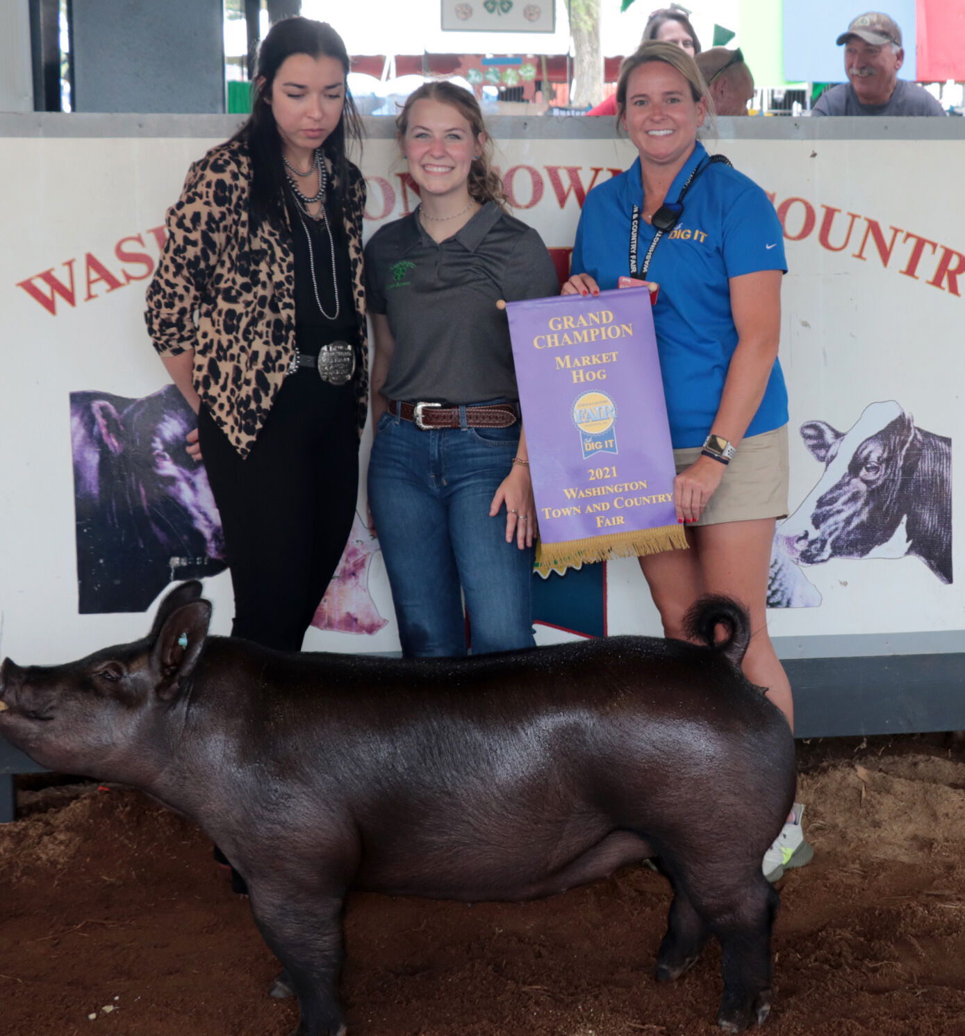 Bryson sisters sweep top spots in 2021 swine show | Fair