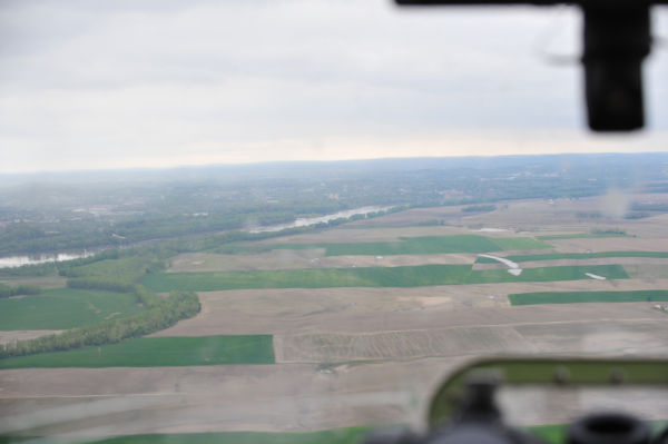 001B17MediaFlight14.jpg