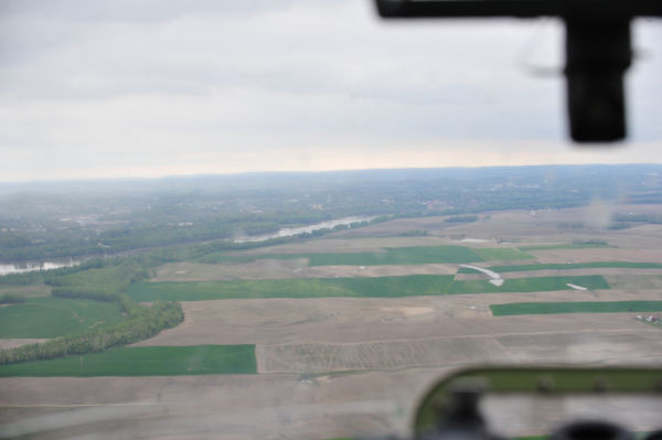 004B17MediaFlight14.jpg