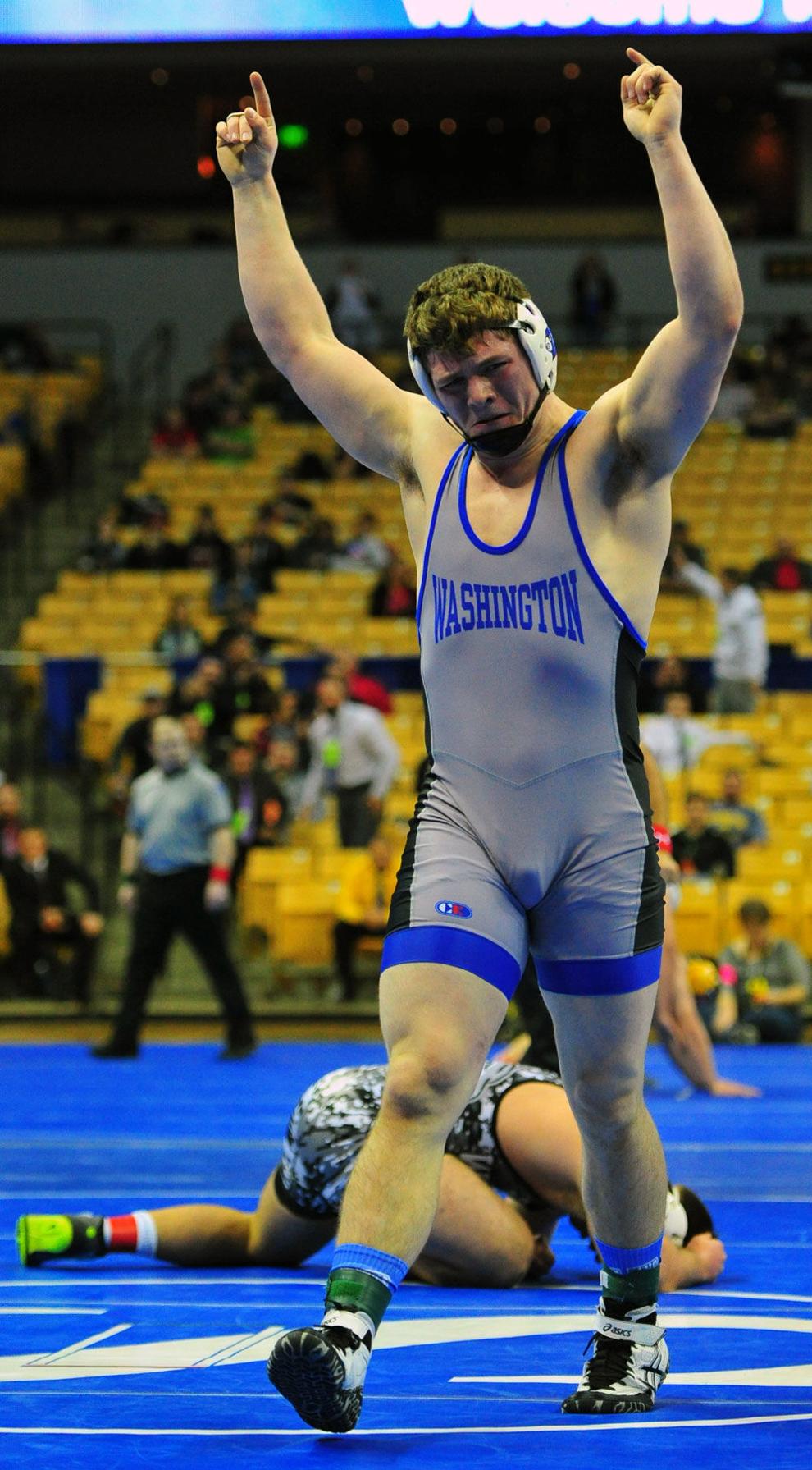 Rennick Wins Washington's FirstEver Wrestling Title Sports