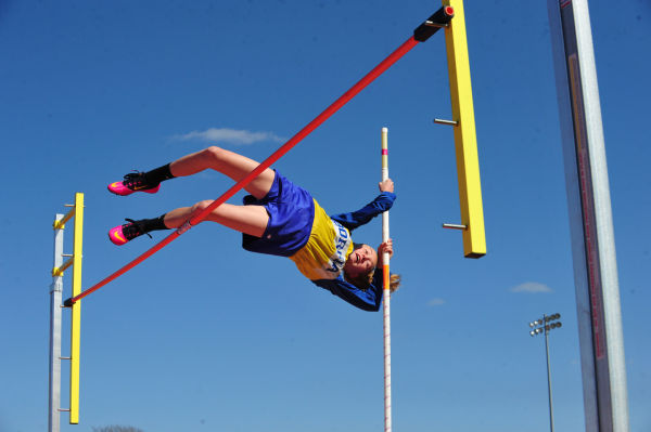 006UniRelaysB14.jpg