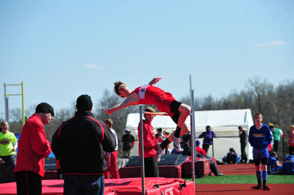 060UniRelaysA14.jpg