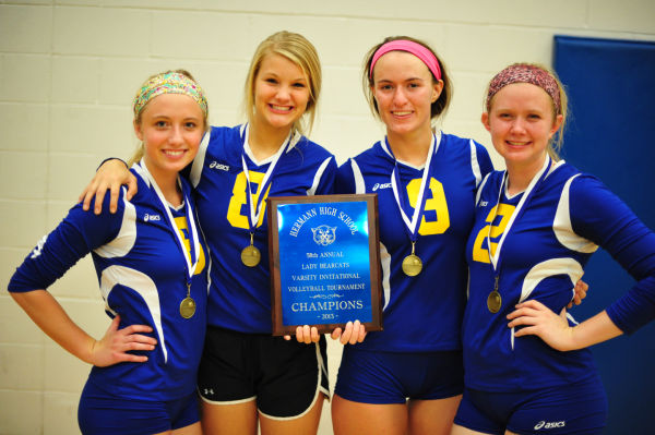 055HerTnyThuVB13.jpg