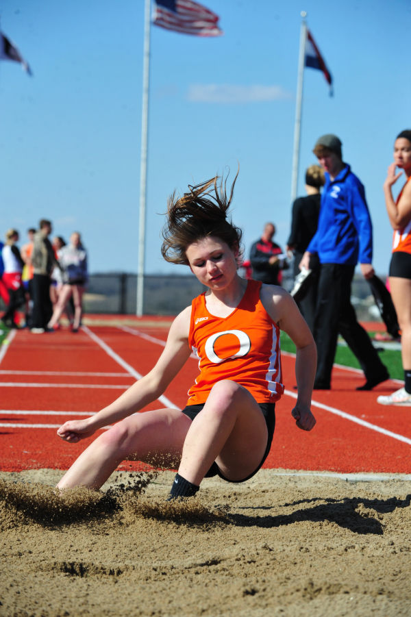 028UniRelaysB14.jpg