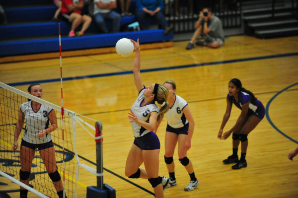 038HerTnyThuVB13.jpg