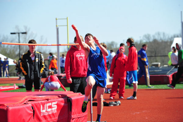 042UniRelaysA14.jpg