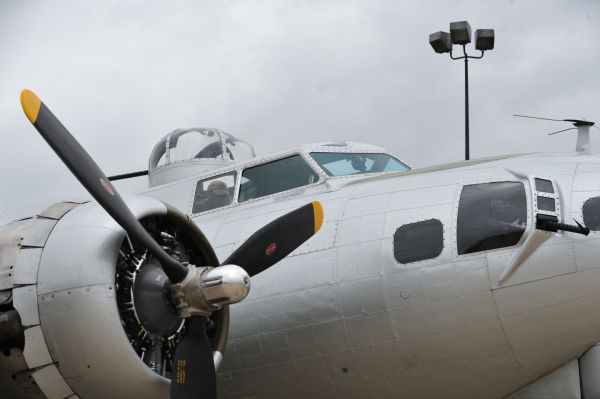 062B17MediaFlight14.jpg
