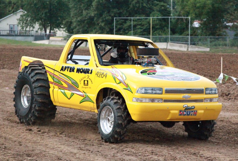 rc mud drag racing