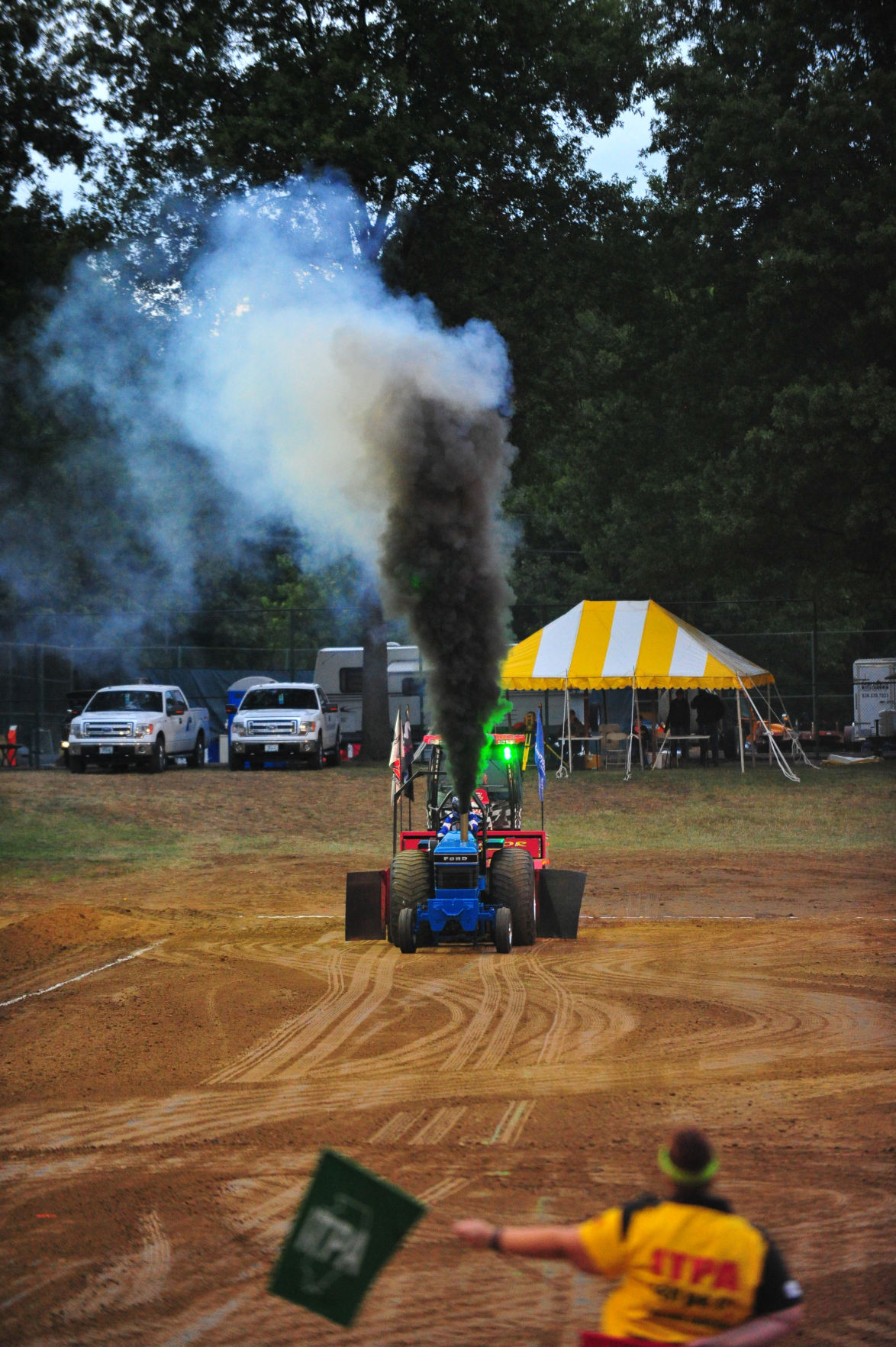 028SatNtTractor17.jpg