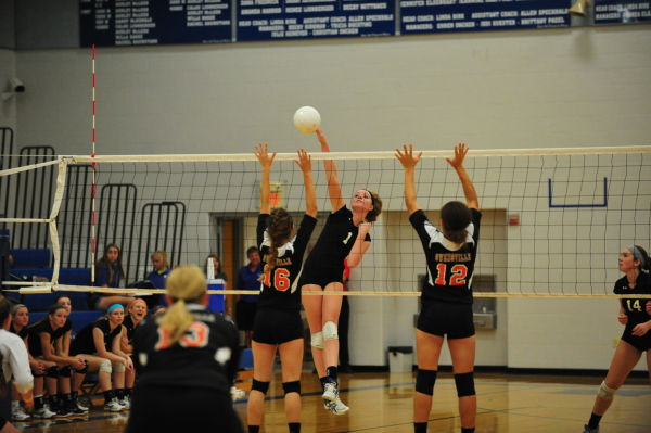 069HerTnyThuVB13.jpg