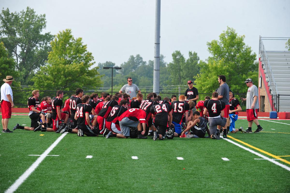 008UniFBPr14.jpg