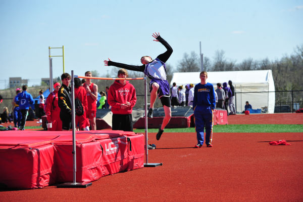 033UniRelaysA14.jpg