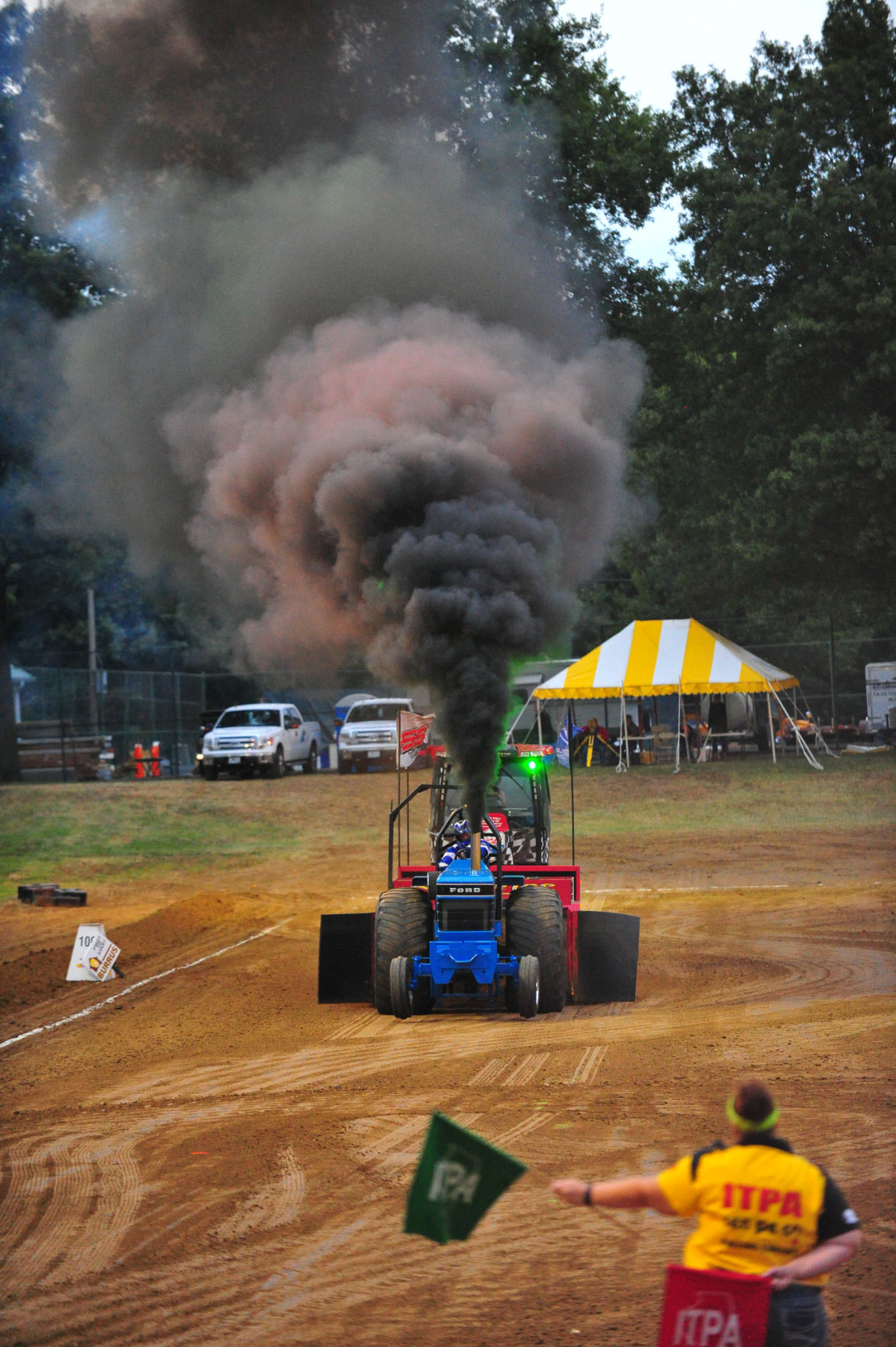 031SatNtTractor17.jpg
