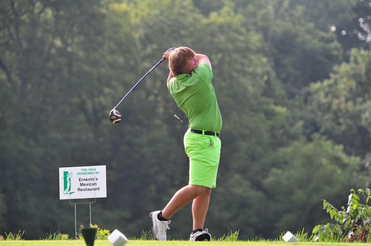 041ChamberJrGolfA14.jpg