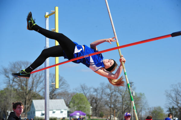 073UniRelaysA14.jpg