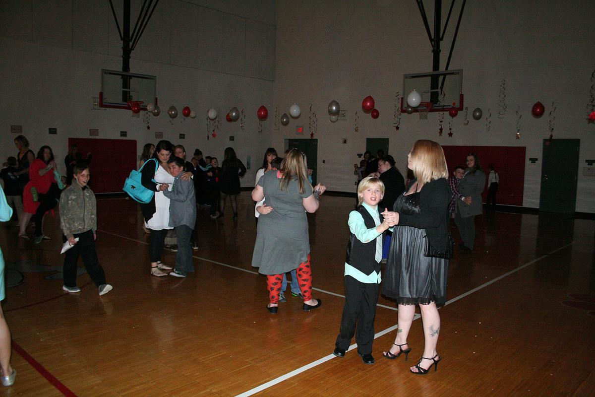 017002 SCN mom prom.gif.jpg