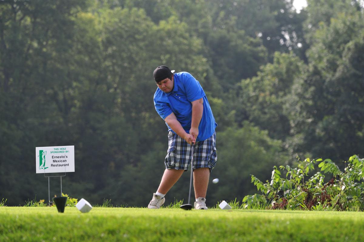 008ChamberJrGolfA14.jpg