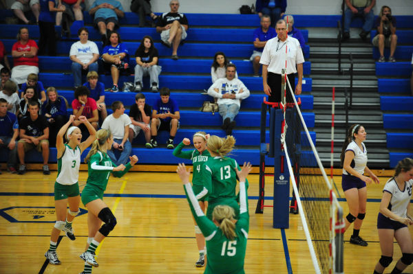049HerTnyThuVB13.jpg