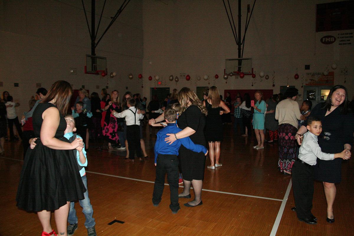 015002 SCN mom prom.gif.jpg
