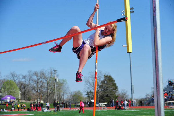 076UniRelaysA14.jpg