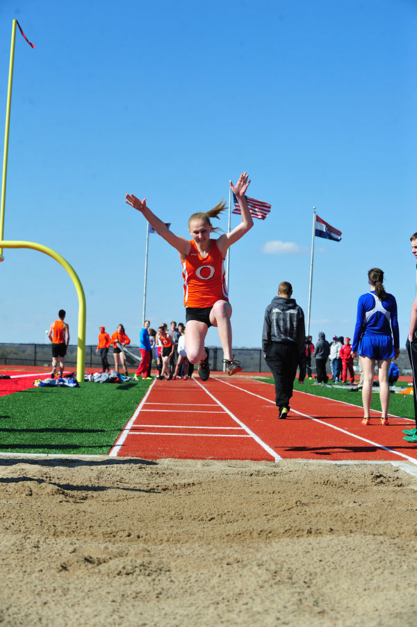 034UniRelaysB14.jpg