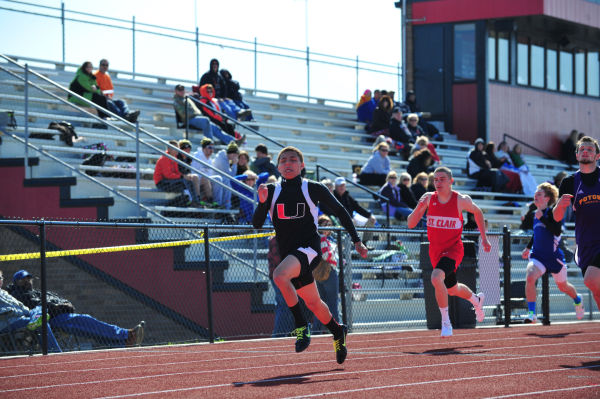 041UniRelaysB14.jpg