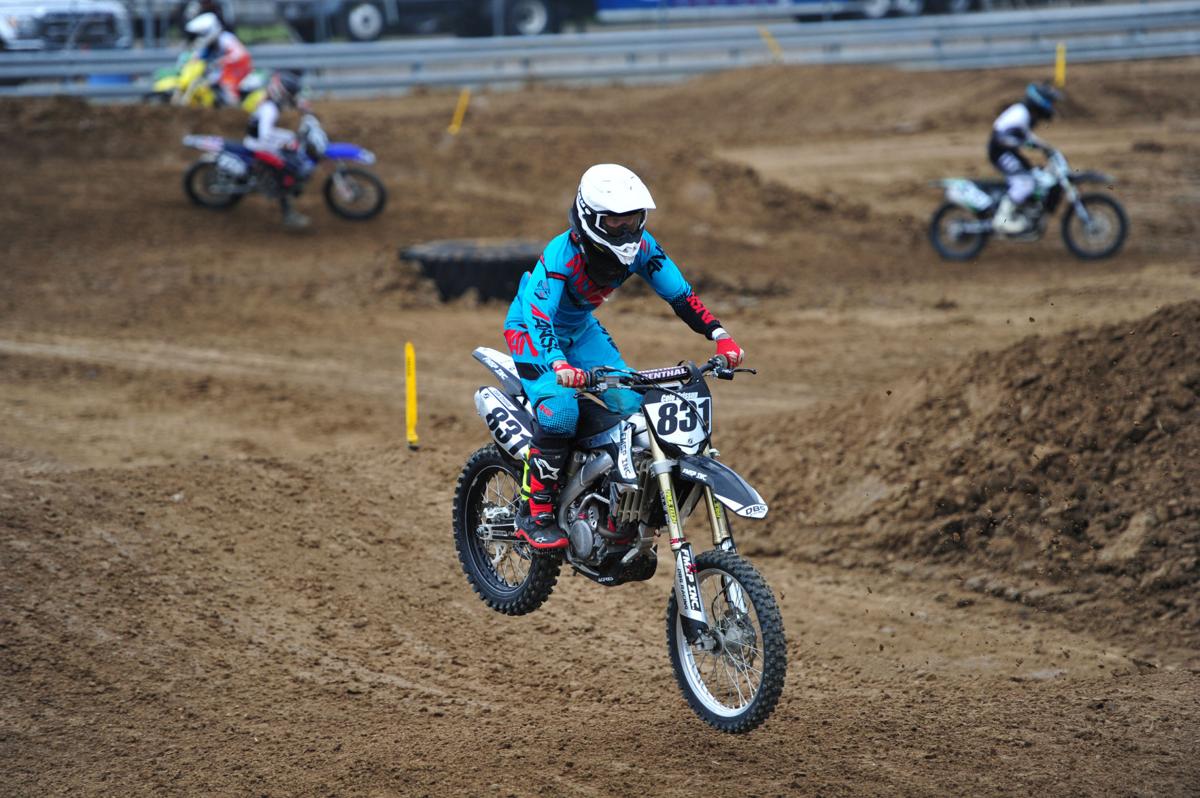 022T&CSunMotocross19.jpg