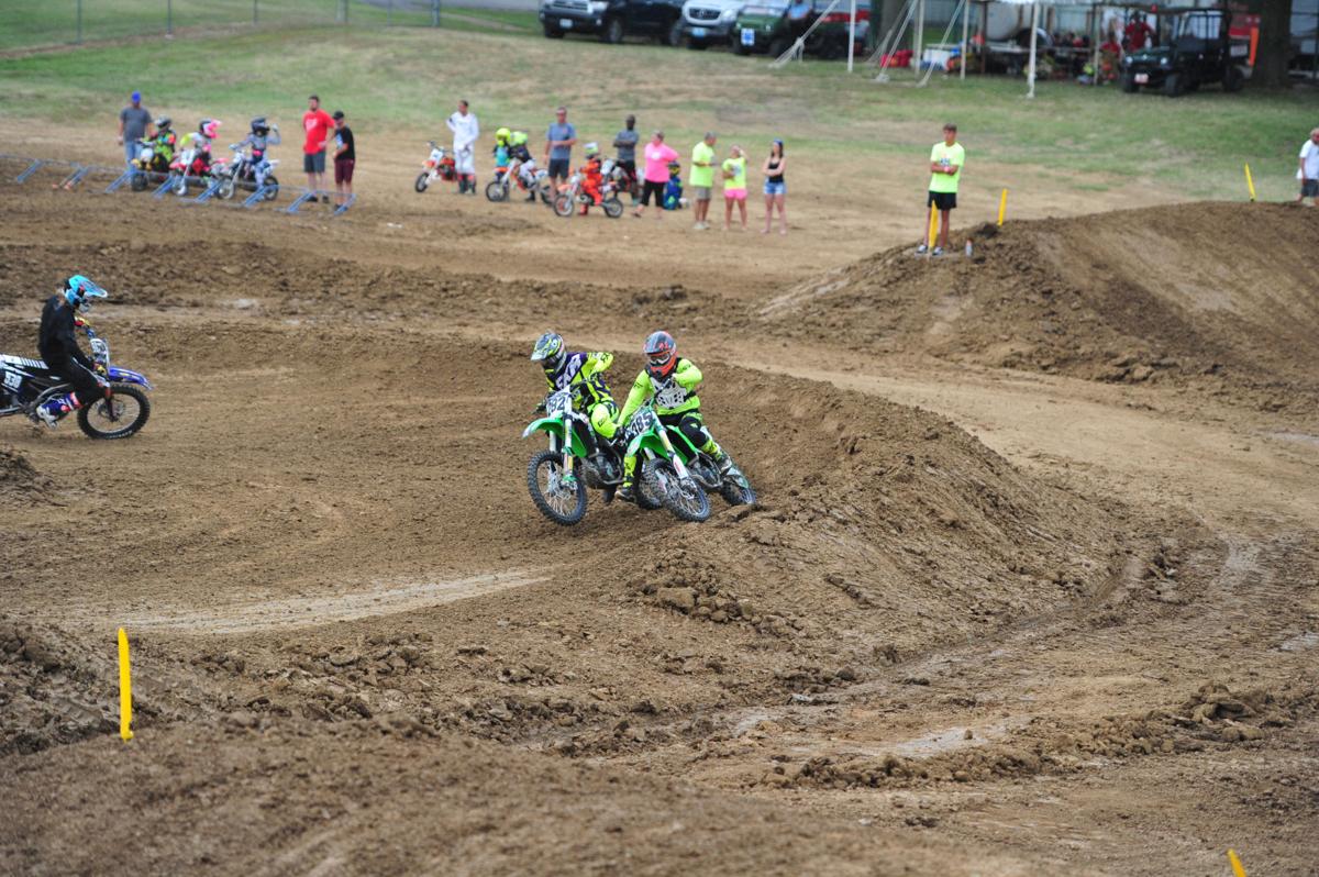 111T&CSunMotocross19.jpg