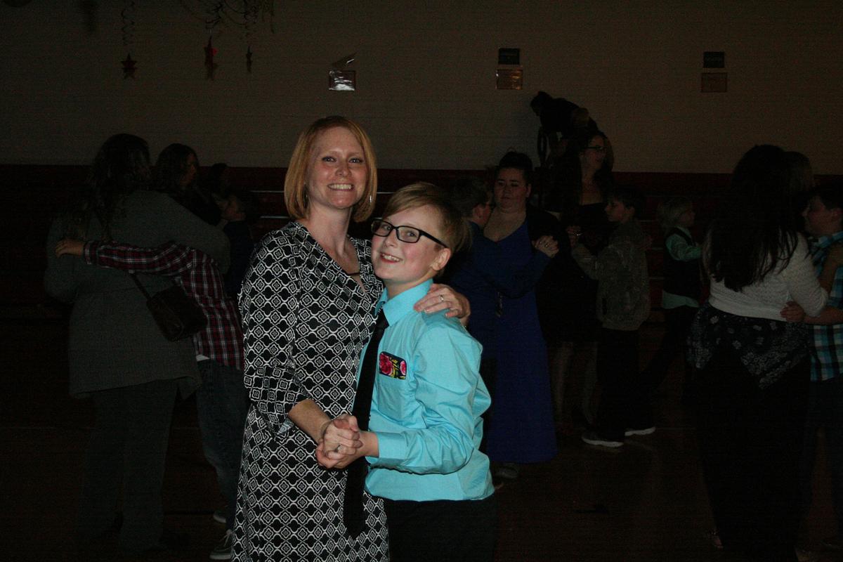 012002 SCN mom prom.gif.jpg