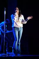Country star Sara Evans comes to Emporia for MRAC concert series