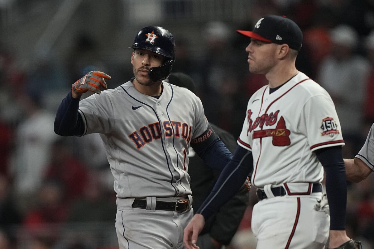 Astros' Carlos Correa makes patients' day with children's hospital visit