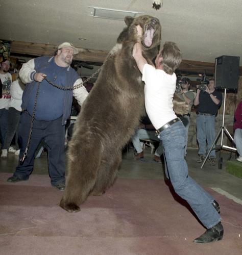 Vintage photos capture spectacle of Alabama bear wrestling | Local News |  