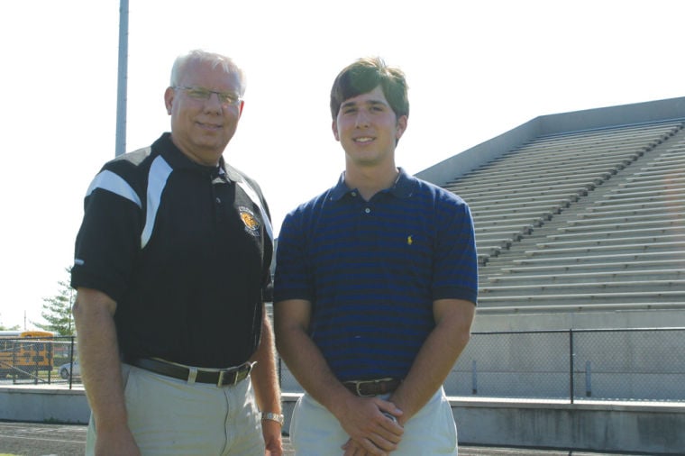 Golden Eagles soccer flies high again; Oakley, Bailey take area's top  honors | Sports 