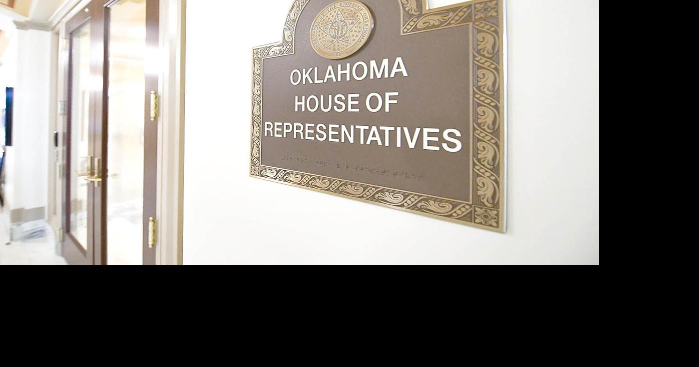 Education panel approves bills affecting tests, school libraries