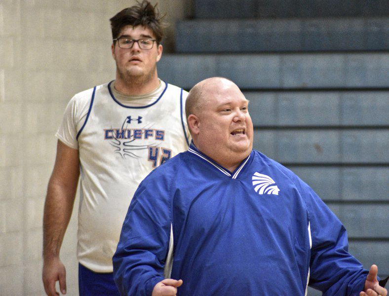 Firstyear Waukomis HC Allen Hicks leads resurgent Chiefs to regionals