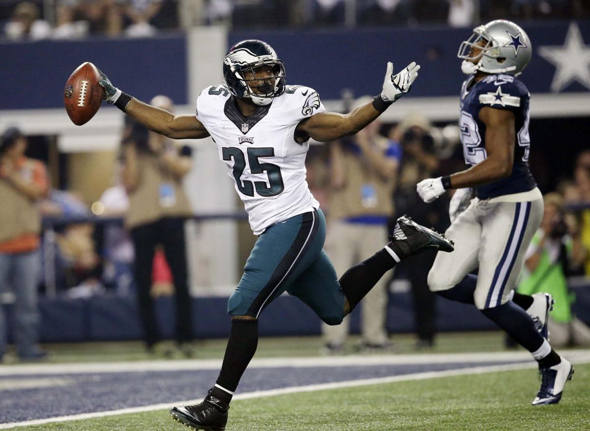 Can Dallas Cowboys catch Philadelphia Eagles in race for NFC East