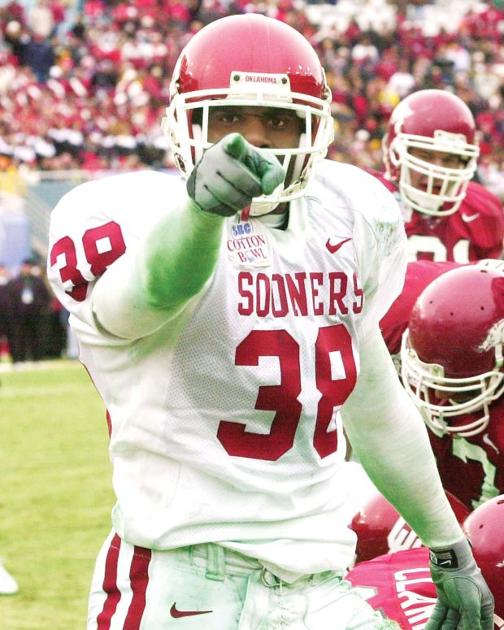 Former Sooner Roy Williams Is A Happy Hunter Who Doesn T Miss The Gridiron Local Sports Enidnews Com Former Sooner Roy Williams Is A Happy Hunter Who Doesn T Miss The Gridiron Local Sports Enidnews Com