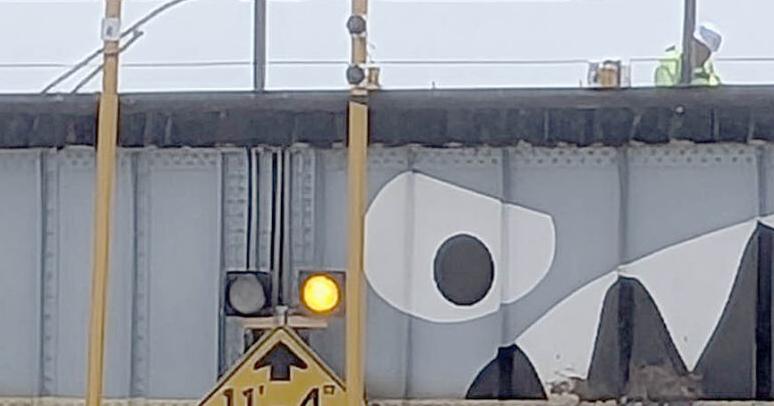 City installing warning system on Maine 'shark bridge'
