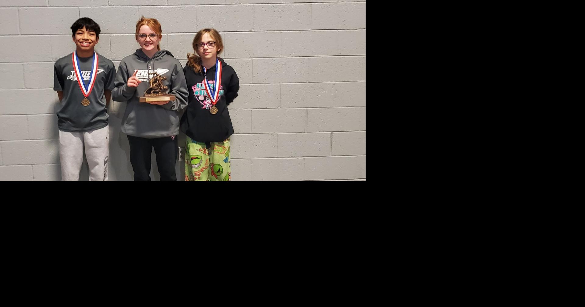 Owens takes first girls jr high championship for EPS | Sports ...