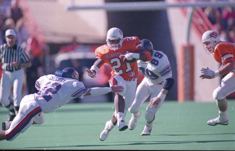 Barry Sanders going into Oklahoma State Ring of Honor on Saturday