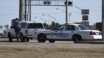 enid police department enidnews officers billy hefton traffic officer eagle feb stop makes