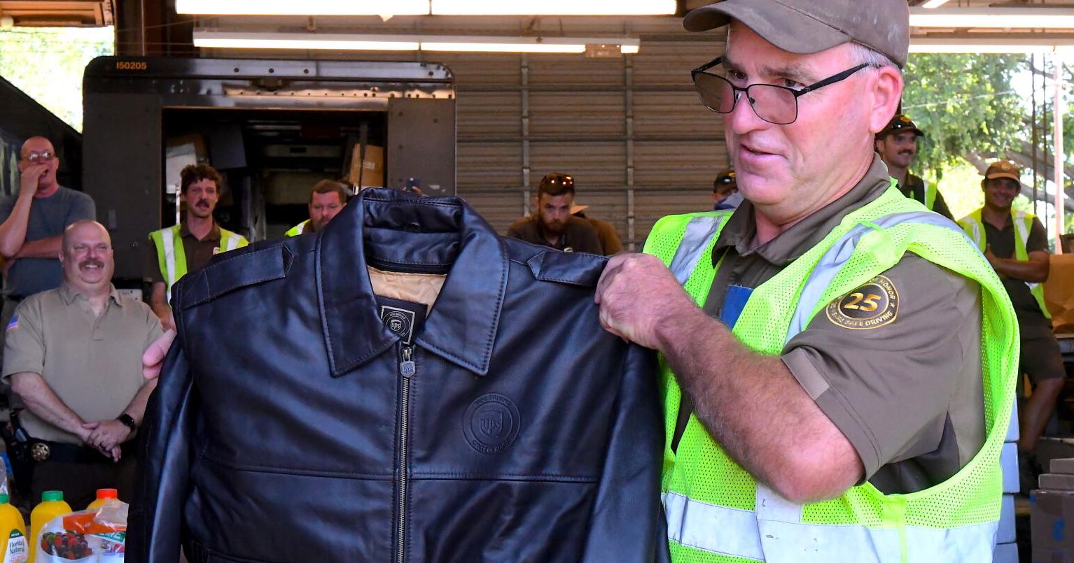 UPS driver recognized for 25 years of safe driving - Vimarsana News