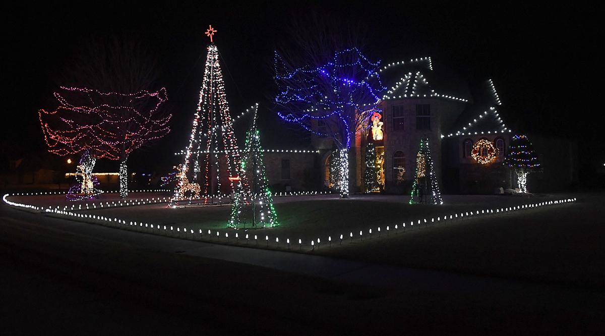 Christmas Lights 3 BH.jpg