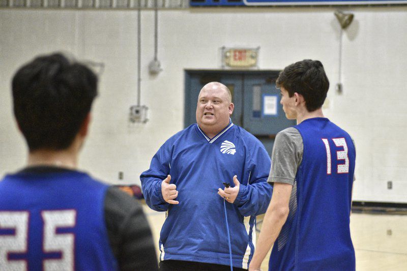 Firstyear Waukomis HC Allen Hicks leads resurgent Chiefs to regionals