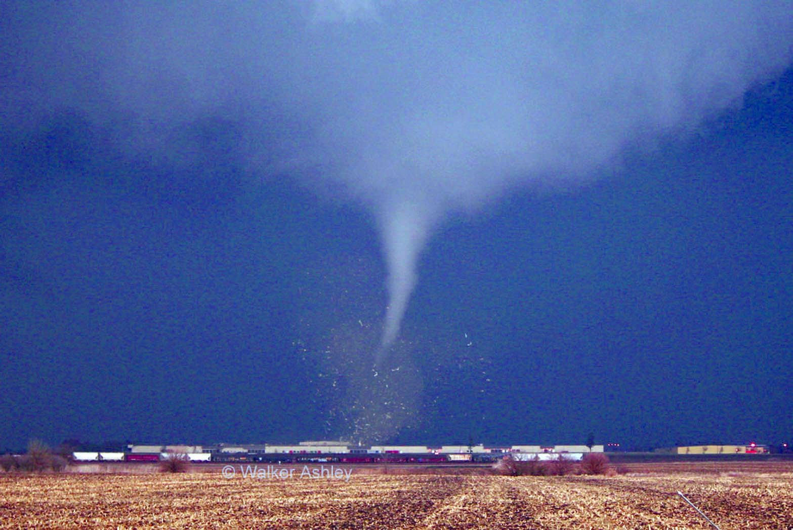 2 women killed in Illinois tornadoes were neighbors friends