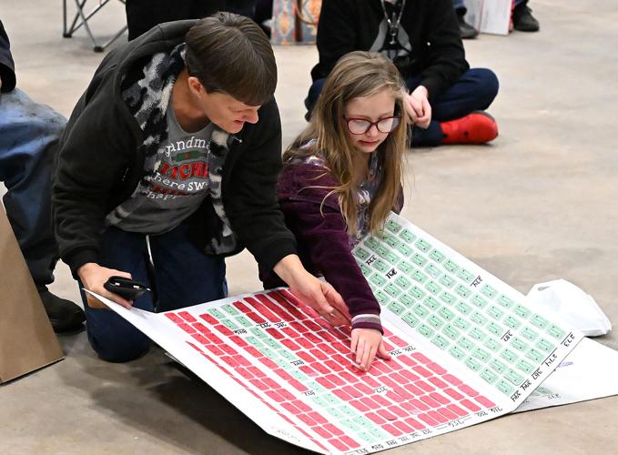 15,000 in cash prizes awaits as Candy Cane Cash begins Candy Cane