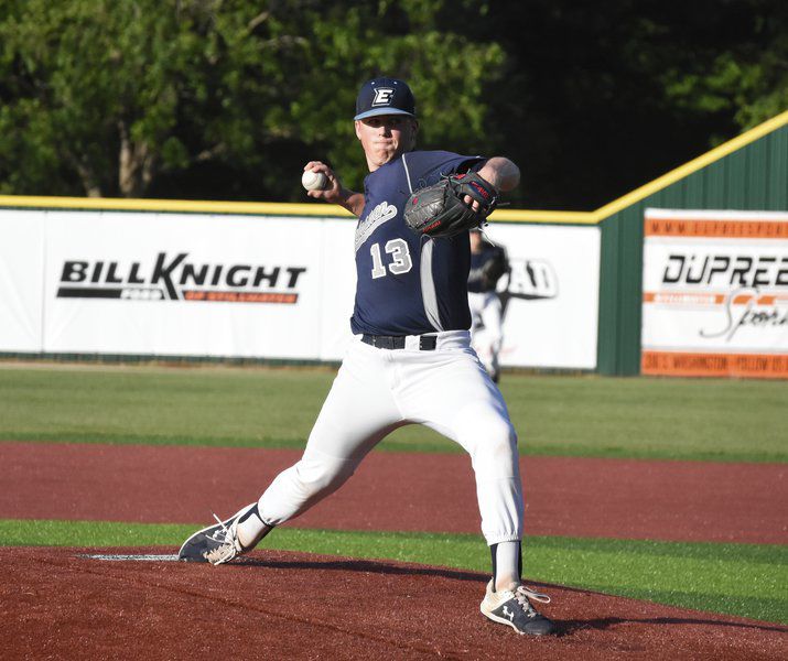 Pitcher S Duel Sees Plainsmen Fall To Stillwater 2 1 Vas