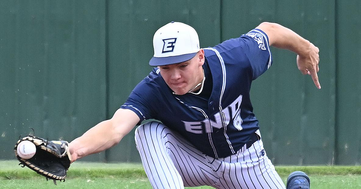 Plainsmen hold off Panthers in elimination game