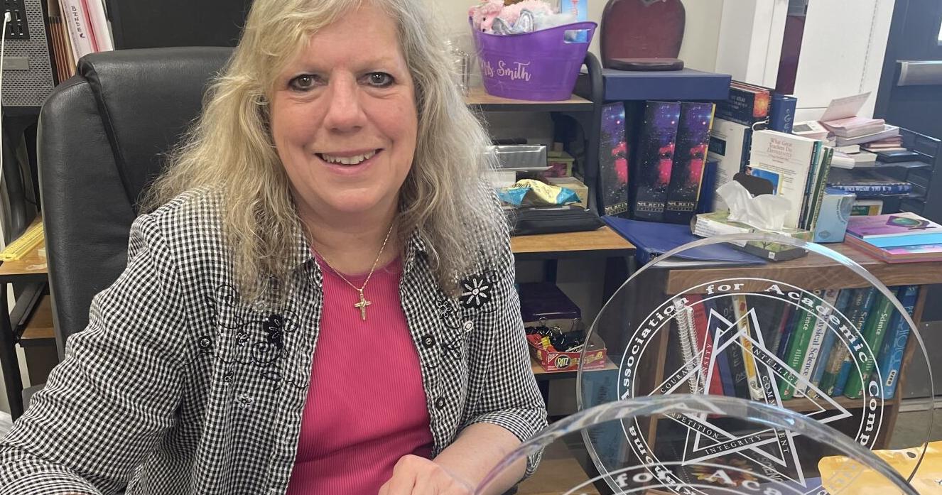 Chisholm teacher retires after one more trip to nationals - Vimarsana News